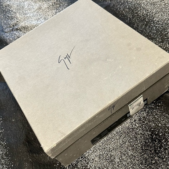 Authentic sneakers - Picture 2 of 6